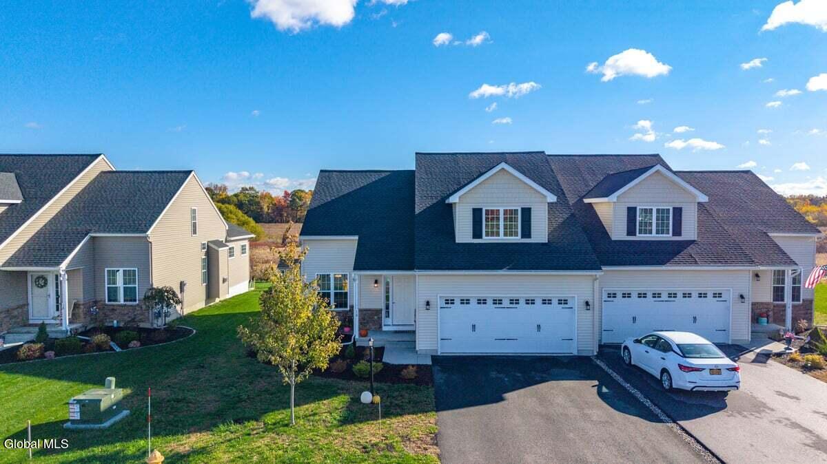 16 Chip Shot Way Halfmoon, NY 12118 - Photo 1 of 50 16 Chip Shot Wy-3