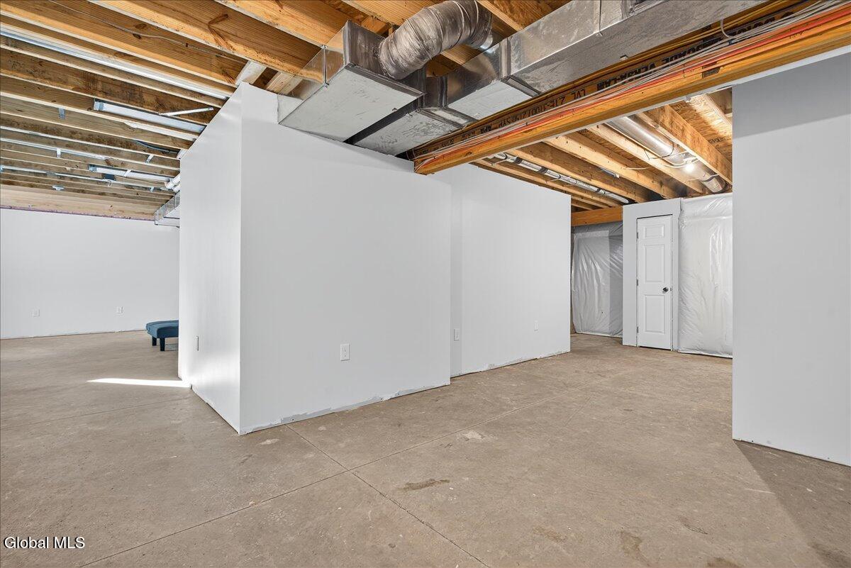 16 Chip Shot Way Halfmoon, NY 12118 - Photo 35 of 50 11-16 CHIP SHOT-36