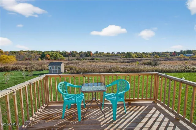 $469,000 | 16 Chip Shot Way, Halfmoon, NY 12118