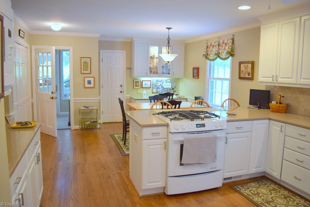 450 Archer Road Winston-Salem, NC 27106 - Photo 8 of 24 Gorgeous space with office area, breakfast area and access to Sunroom and Carport