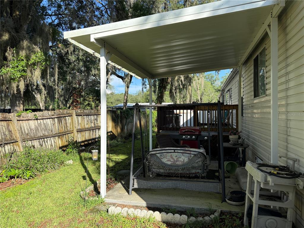 8634 Treasure Island Road Leesburg, FL 34788 - Photo 5 of 17