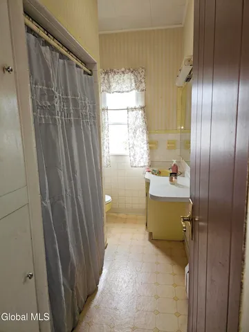 $169,995 | 42 Shannon Avenue, Cohoes, NY 12047