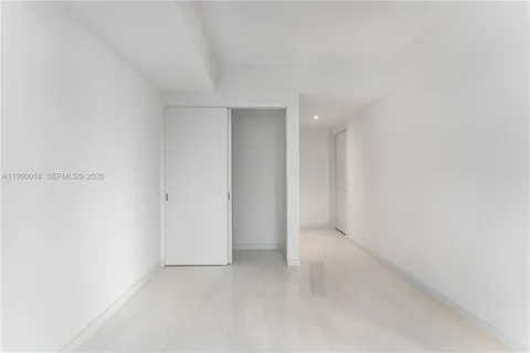 $1,850,000 | 300 Biscayne Blvd Way, Unit 2009, Miami, FL 33131