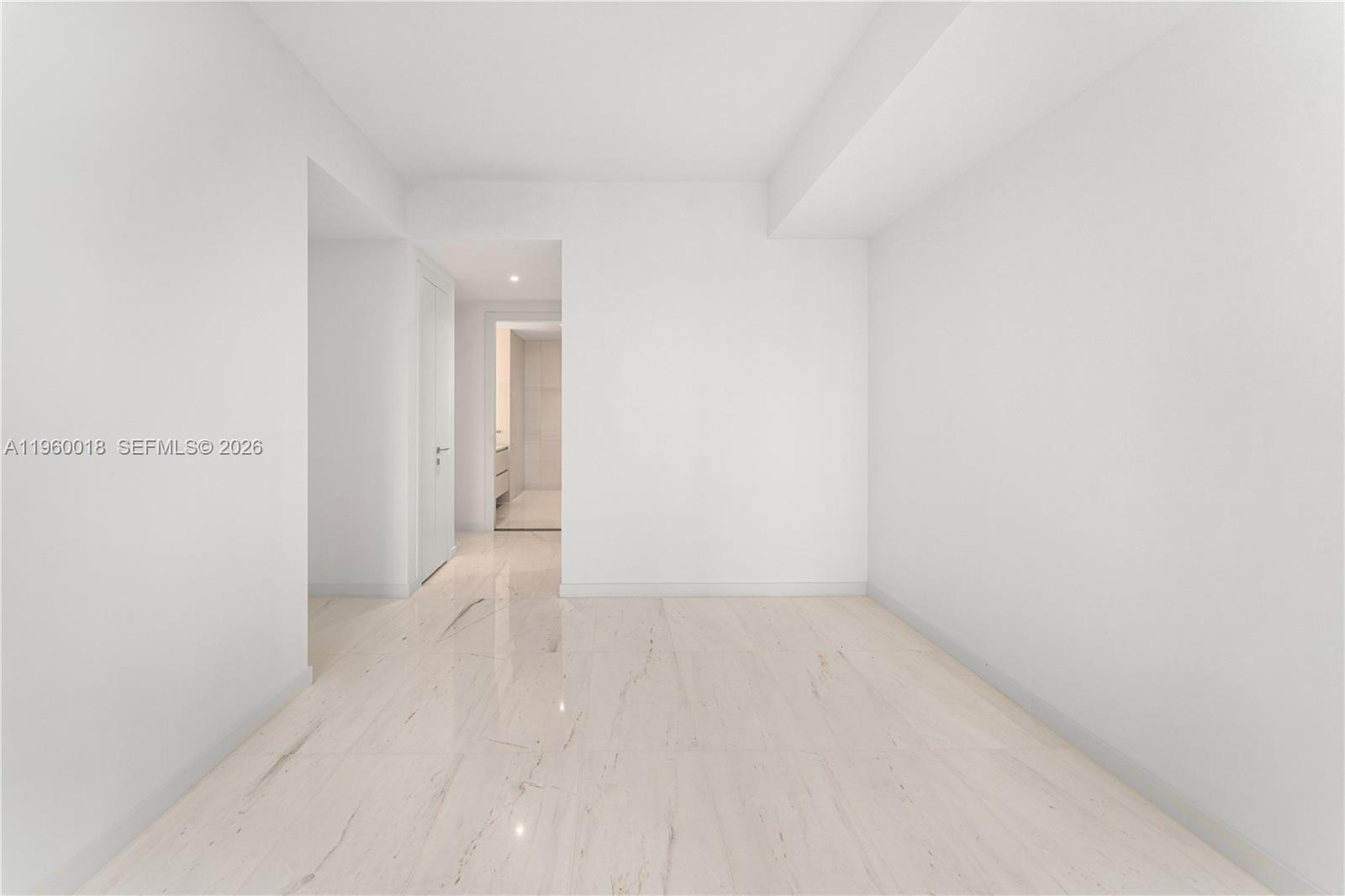 300 Biscayne Blvd Way, Unit 2009 Miami, FL 33131 - Photo 21 of 58
