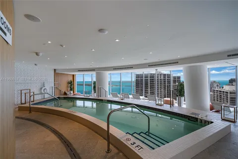 $1,850,000 | 300 Biscayne Blvd Way, Unit 2009, Miami, FL 33131