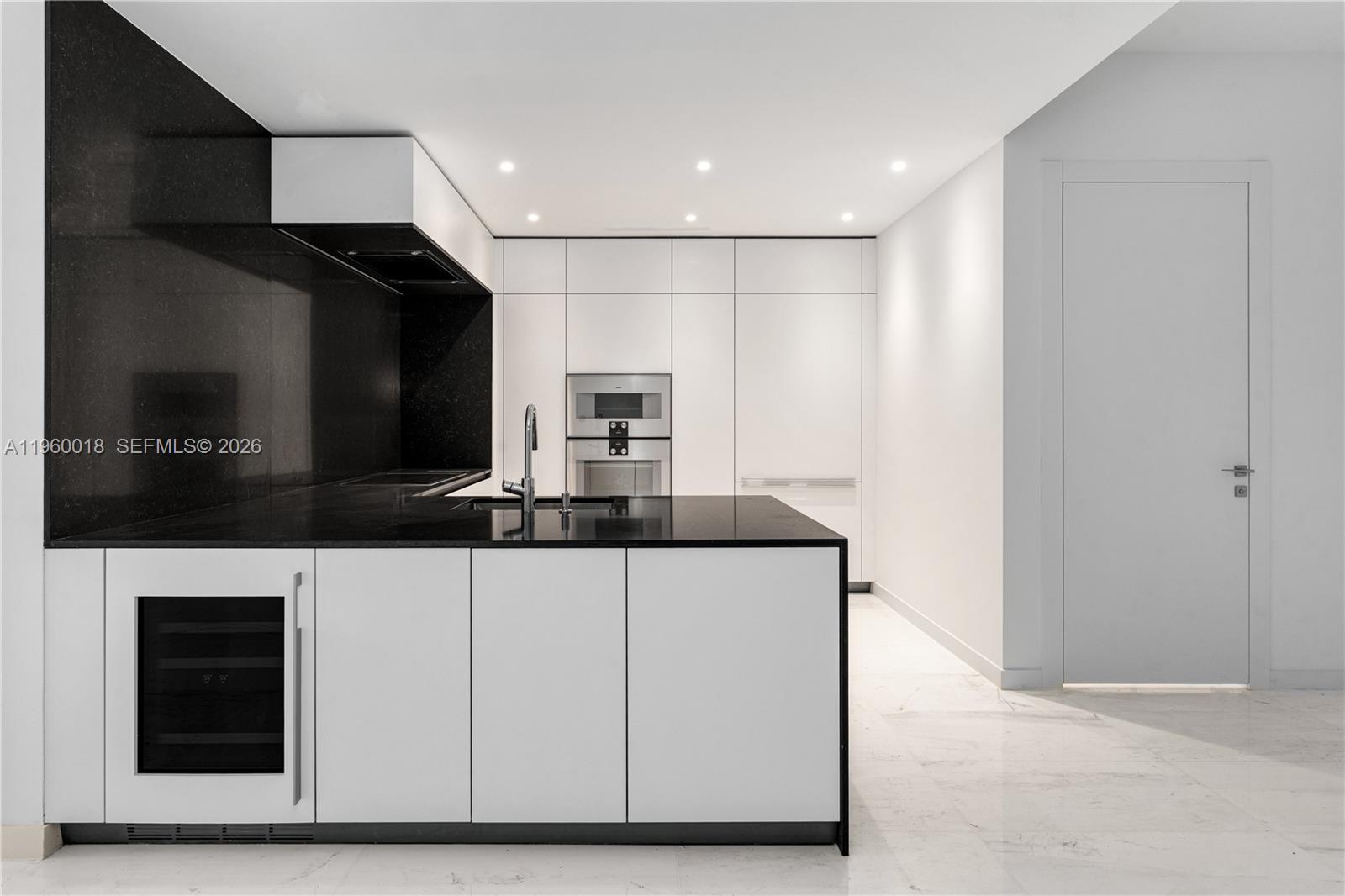 300 Biscayne Blvd Way, Unit 2009 Miami, FL 33131 - Photo 8 of 58