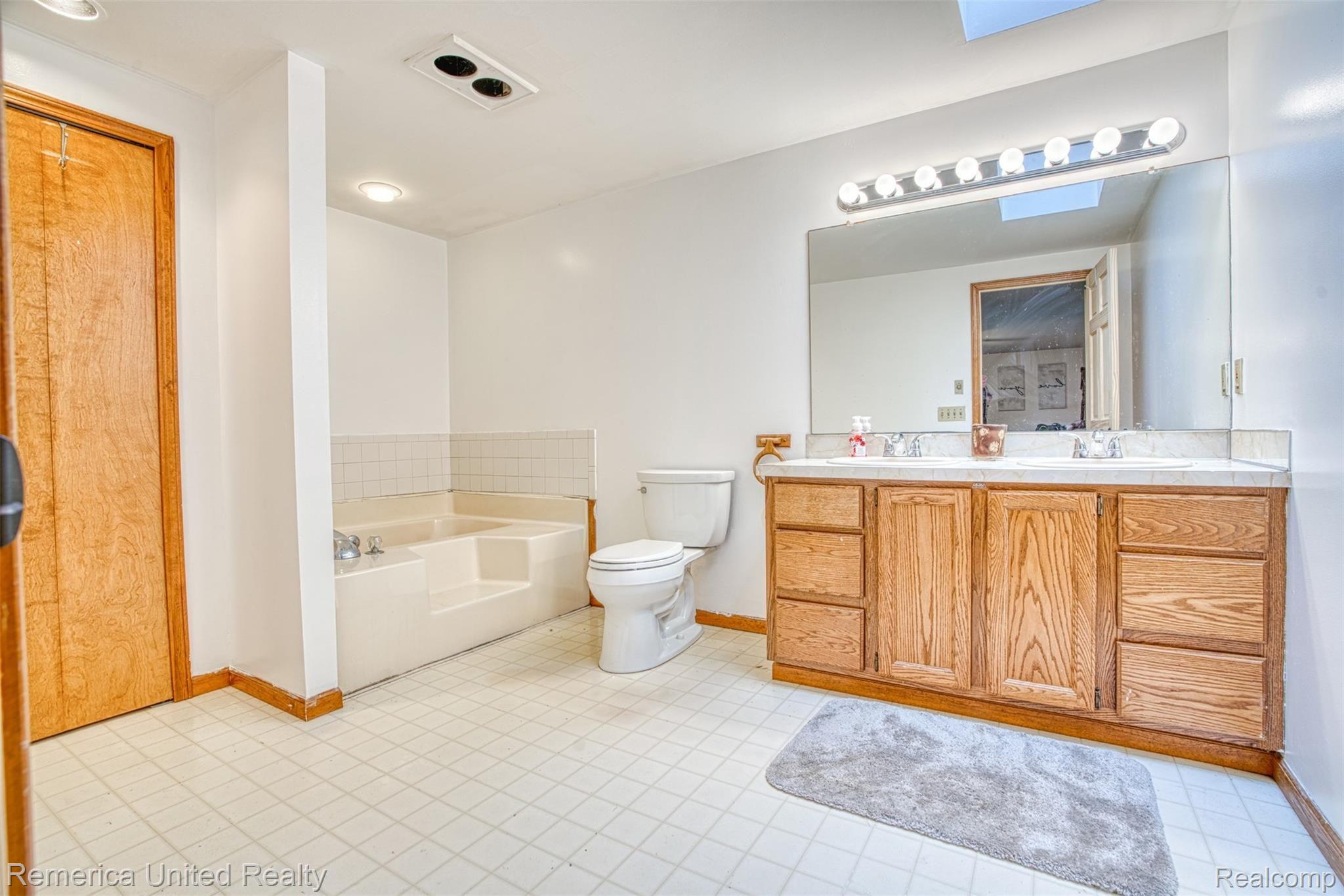 4687 Lansing Road Bancroft, MI 48414 - Photo 25 of 28 Master Bath1.jpg