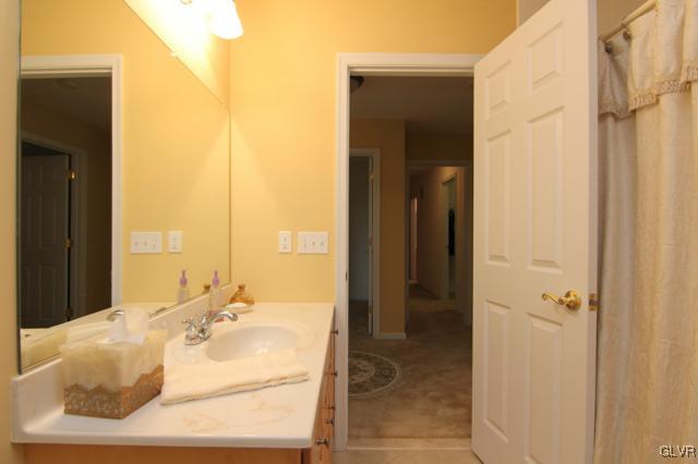 4129 Walter Road Bethlehem, PA 18020 - Photo 34 of 46 Gallery Image 34