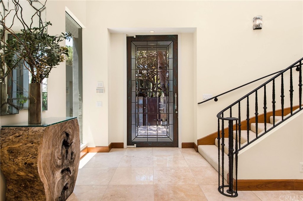 10 Smithcliffs Road Laguna Beach, CA 92651 - Photo 9 of 38