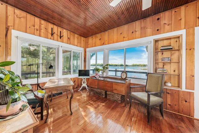 $299,900 | W6641 North Lakeshore Drive, Sugar Creek, WI 53121