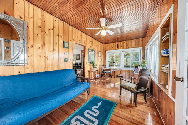 $299,900 | W6641 North Lakeshore Drive, Sugar Creek, WI 53121