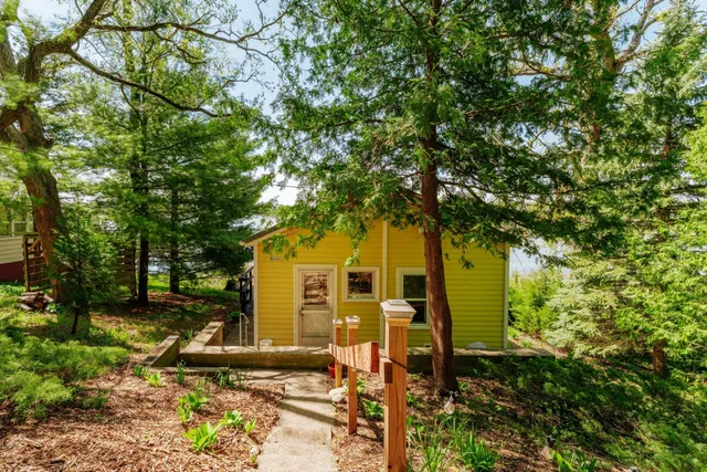 $299,900 | W6641 North Lakeshore Drive, Sugar Creek, WI 53121