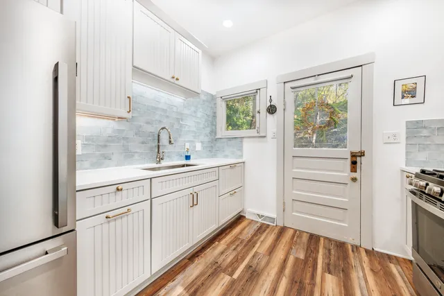 $299,900 | W6641 North Lakeshore Drive, Sugar Creek, WI 53121