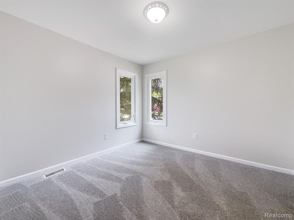 39722 Brylor Court Clinton Township, MI 48038 - Photo 26 of 35