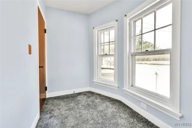 $1,800 | 85 Lake Street, Hamburg, NY 14075