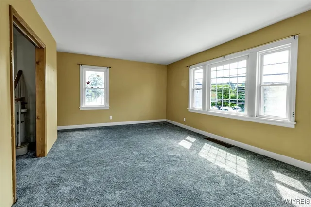 $1,800 | 85 Lake Street, Hamburg, NY 14075