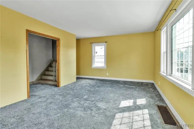 $1,800 | 85 Lake Street, Hamburg, NY 14075