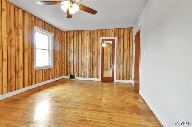 $1,800 | 85 Lake Street, Hamburg, NY 14075