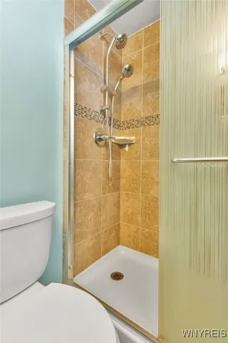 $1,800 | 85 Lake Street, Hamburg, NY 14075