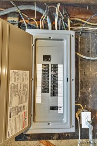 $1,800 | 85 Lake Street, Hamburg, NY 14075