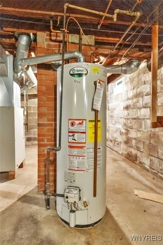 $1,800 | 85 Lake Street, Hamburg, NY 14075