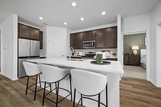 $499,990 | 1390 Wild Tulip Circle, Bartlett, IL 60103