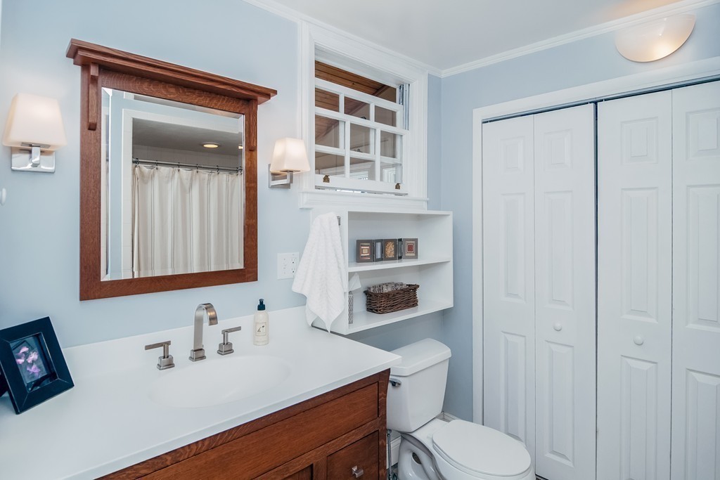 14 Walnut Street Lexington, MA 02421 - Photo 22 of 30 Gallery Image 22