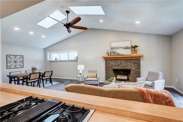 $284,900 | 26 Markay Court, Brighton, NY 14618