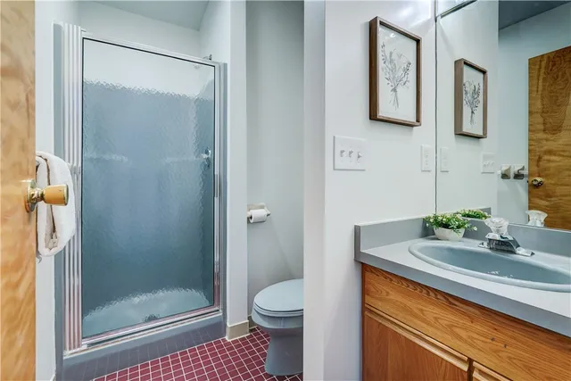 $284,900 | 26 Markay Court, Brighton, NY 14618