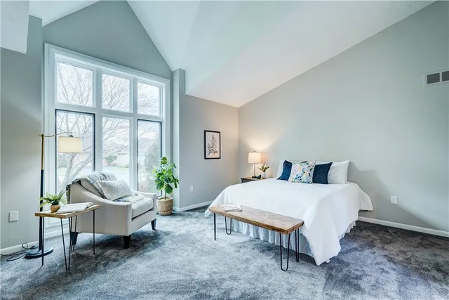 $284,900 | 26 Markay Court, Brighton, NY 14618