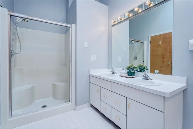 $284,900 | 26 Markay Court, Brighton, NY 14618