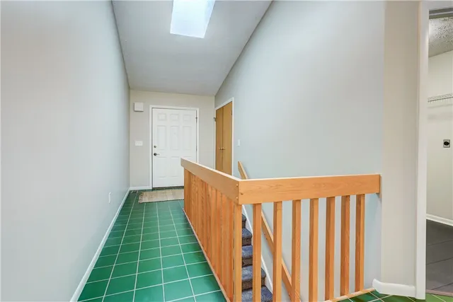 $284,900 | 26 Markay Court, Brighton, NY 14618