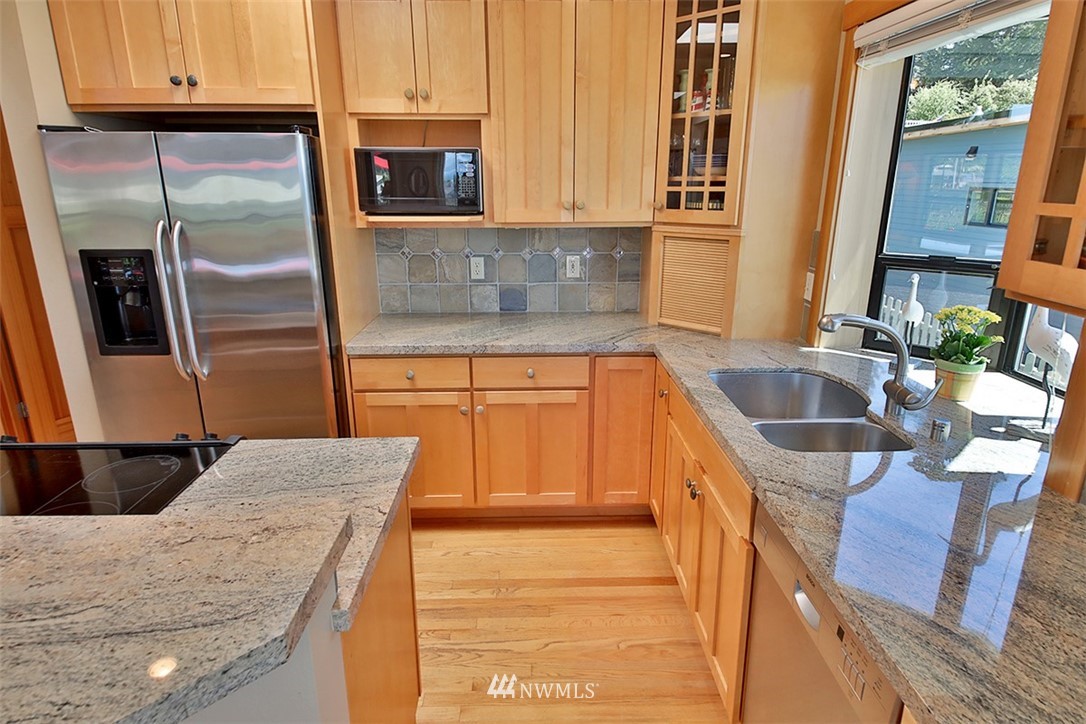 5577 Mutiny Sands Road Freeland, WA 98249 - Photo 11 of 24 Gallery Image 11