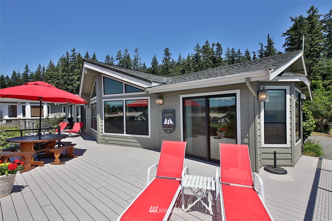5577 Mutiny Sands Road Freeland, WA 98249 - Photo 6 of 24 Gallery Image 6