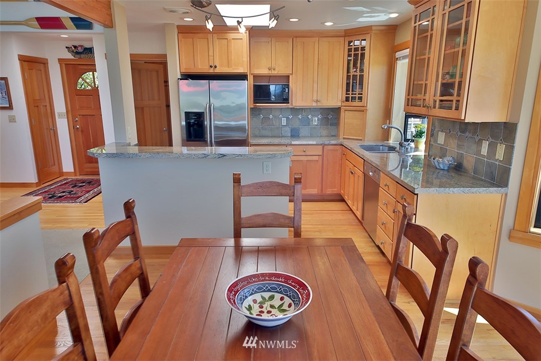 5577 Mutiny Sands Road Freeland, WA 98249 - Photo 10 of 24 Gallery Image 10