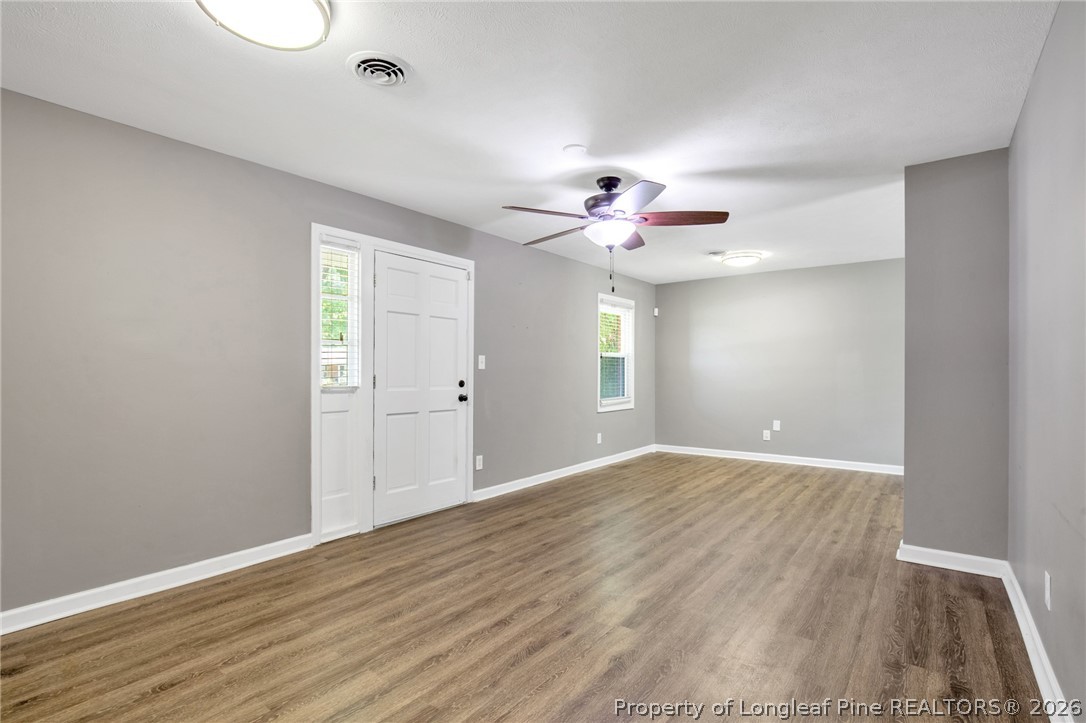 913 Montclair Road Fayetteville, NC 28314 - Photo 9 of 33