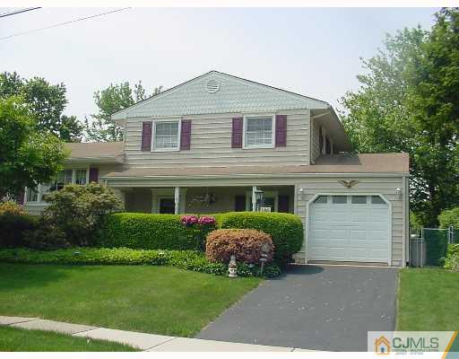 186 Winding Road Iselin, NJ 08830 - Photo 2 of 8 Gallery Image 2
