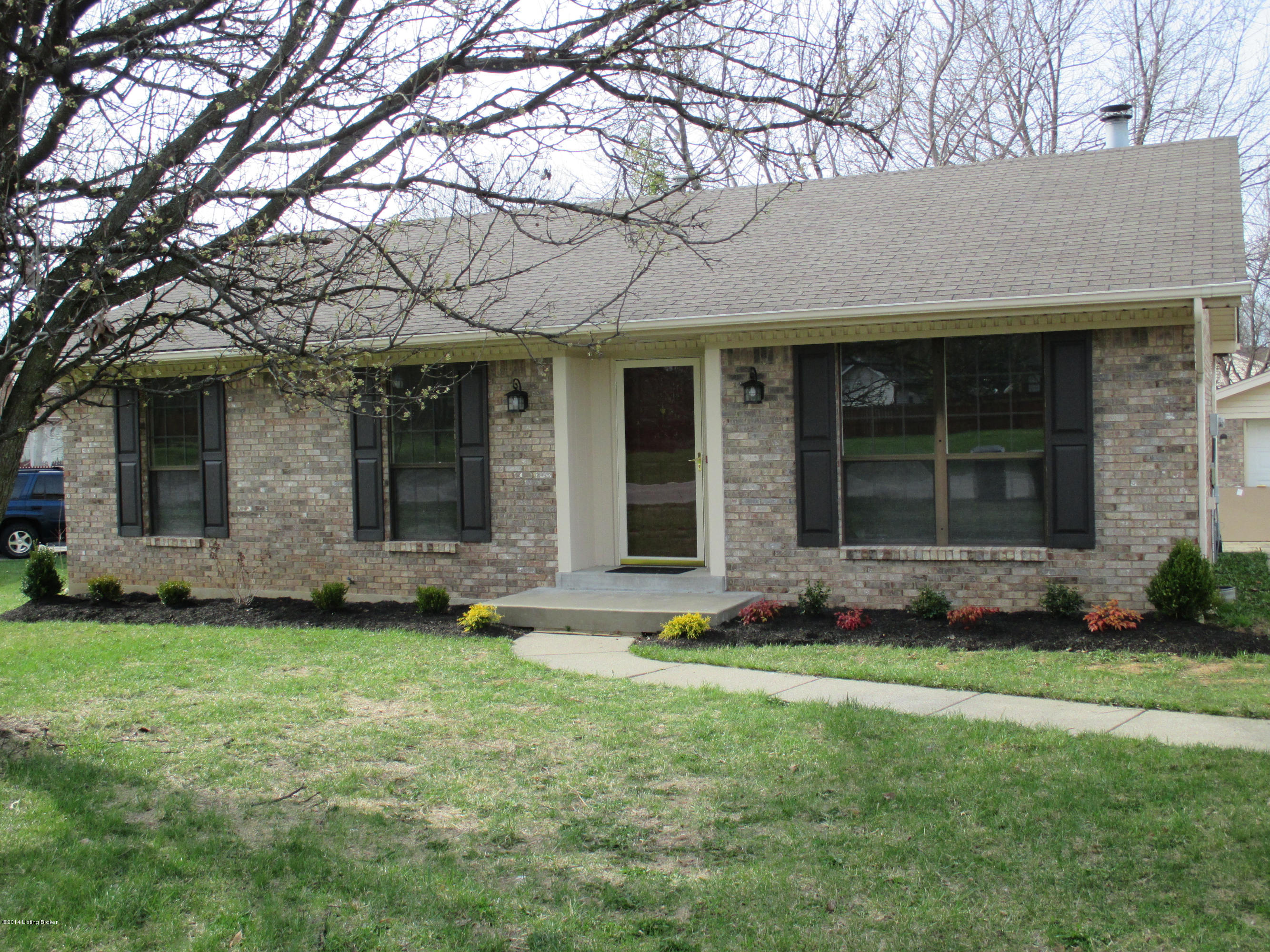 8905 Gutenberg Road Louisville, KY 40299 - Photo 1 of 12 2014-04-07 06