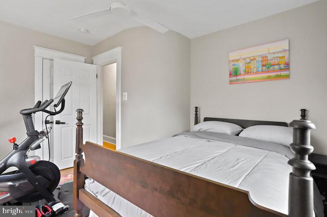 2347 South Arlington Ridge Road Arlington, VA 22202 - Photo 20 of 42 Cozy bedroom with modern touches.