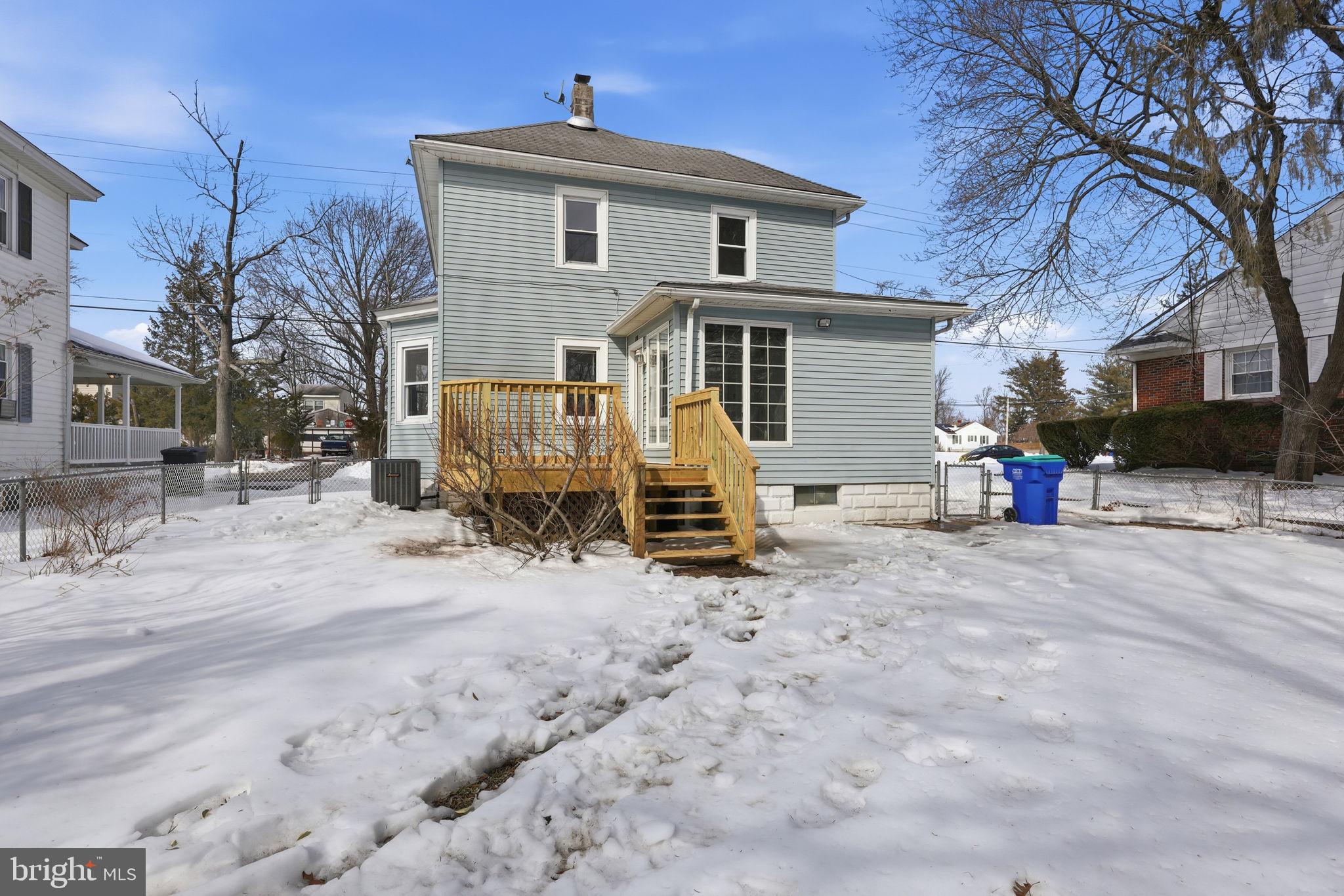 312 Pleasant Street West Hammonton, NJ 08037 - Photo 38 of 64 a view of a house with a yard