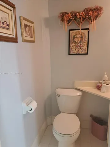 a view of bedroom and bedroom