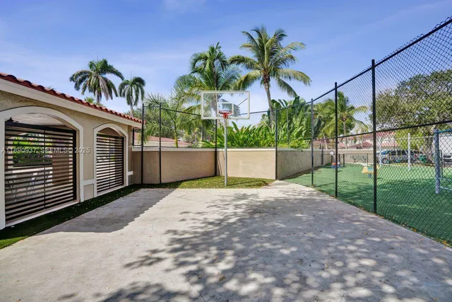 $679,000 | 10190 Southwest 138th Court, Miami, FL 33186