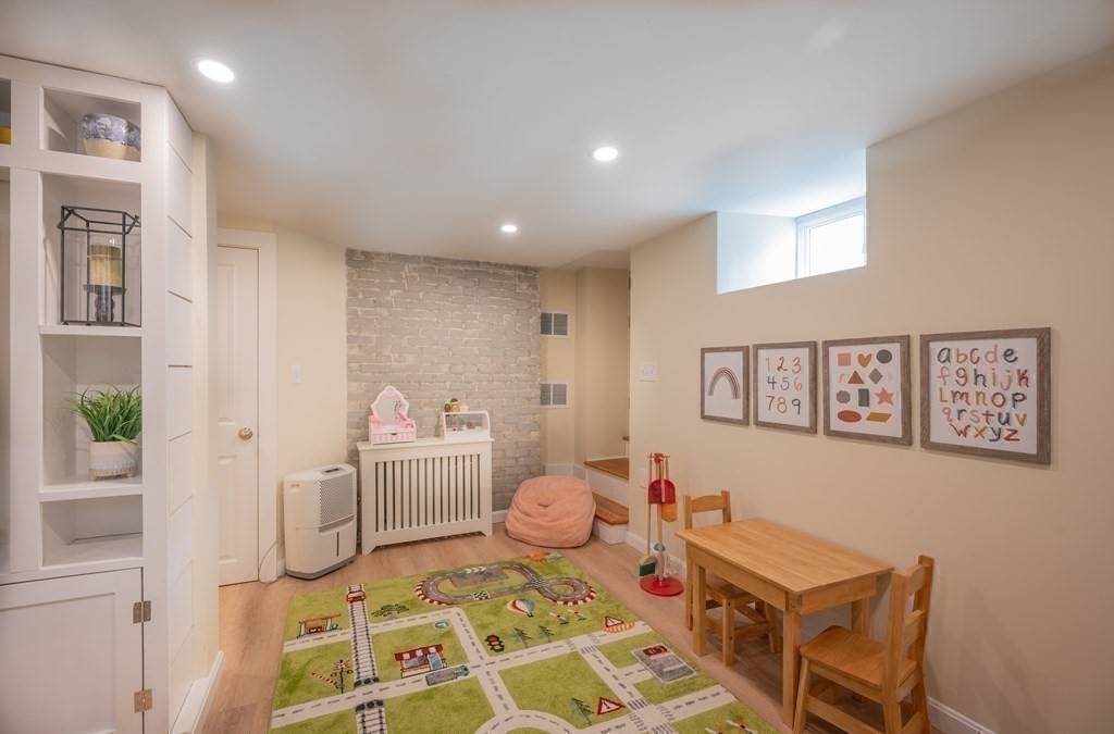 4 Mulberry Road Milton, MA 02186 - Photo 25 of 26 Gallery Image 25