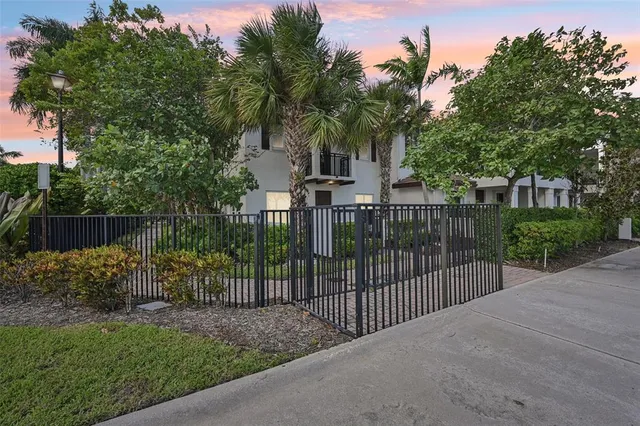 $565,000 | 4714 Monarch Way, Coconut Creek, FL 33073