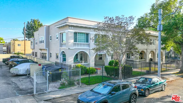 $3,495,000 | 1220 West 27th Street, Los Angeles, CA 90007