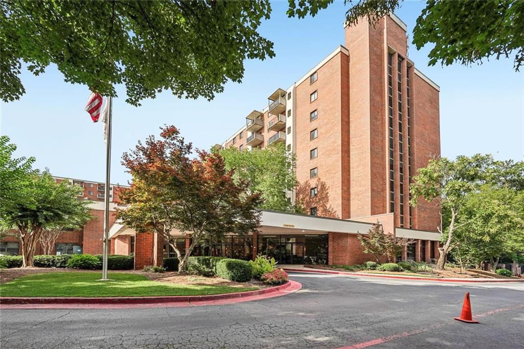 300 Johnson Ferry Road, Unit B601 Atlanta, GA 30328 - Photo 21 of 35 Gallery Image 21
