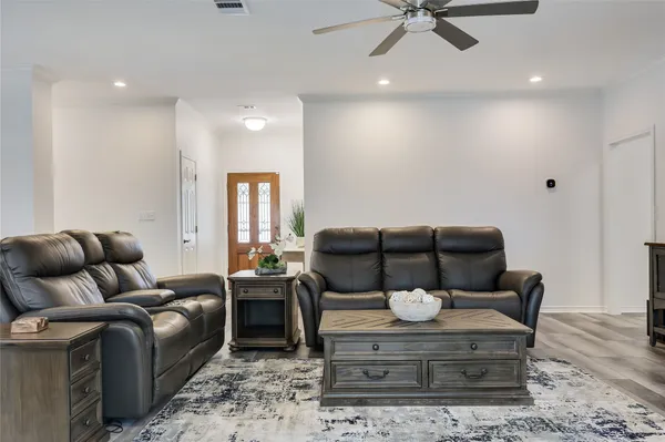 $685,000 | 906 Texas Trail, Austin, TX 78737