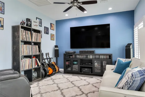 $685,000 | 906 Texas Trail, Austin, TX 78737