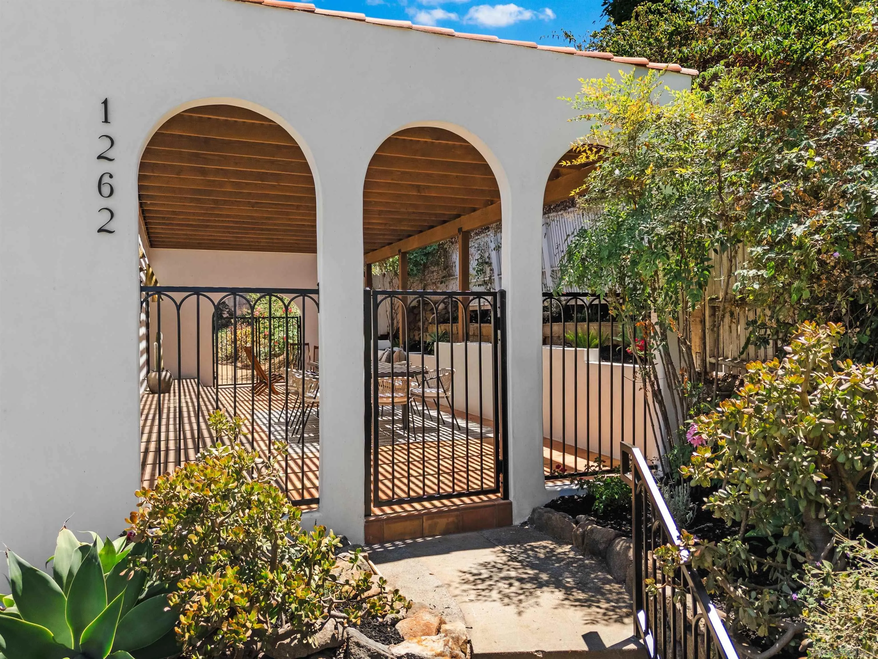 1262 Horizon Ridge El Cajon, CA 92020 - Photo 3 of 68