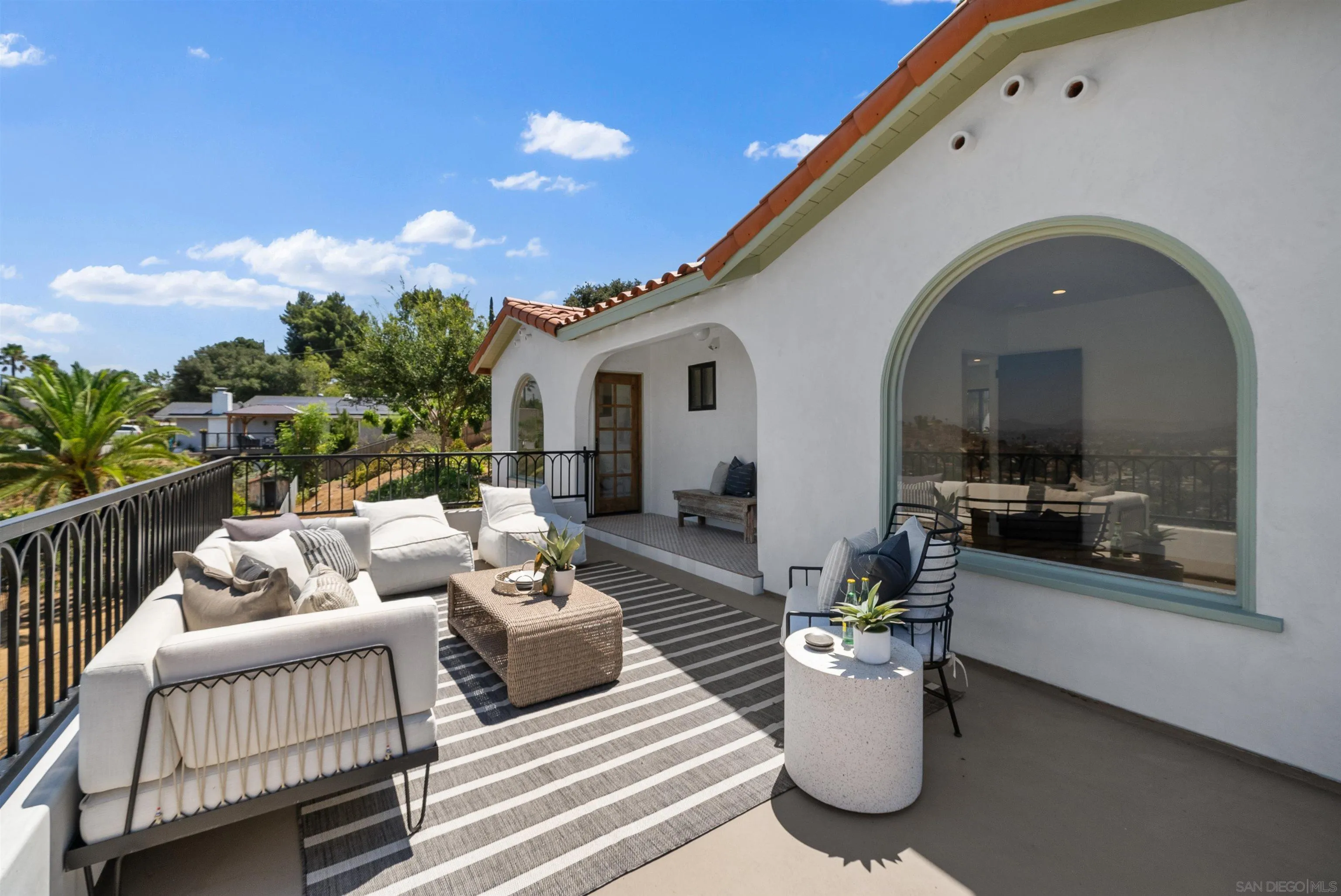 1262 Horizon Ridge El Cajon, CA 92020 - Photo 4 of 68 a view of a patio with couches and potted plants